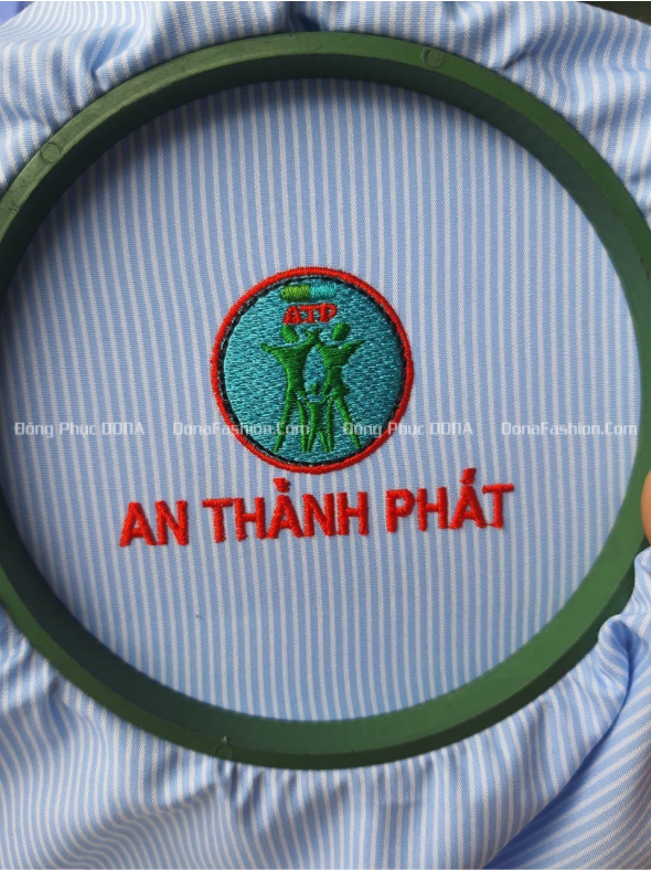 Thêu áo sơ mi đồng phục TVT01